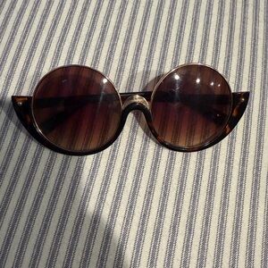 Stylish Brown Sunglasses